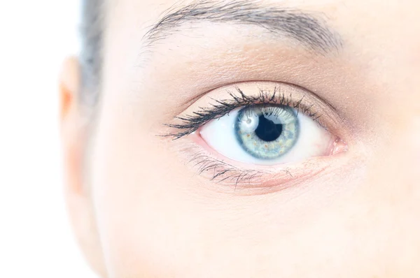 Крупним планом вид на красиве жіноче око — стокове фото