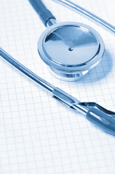 Stethoscope on a notepad — Stock Photo, Image
