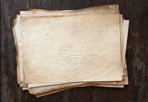 Hromada starých papírů — Stock fotografie