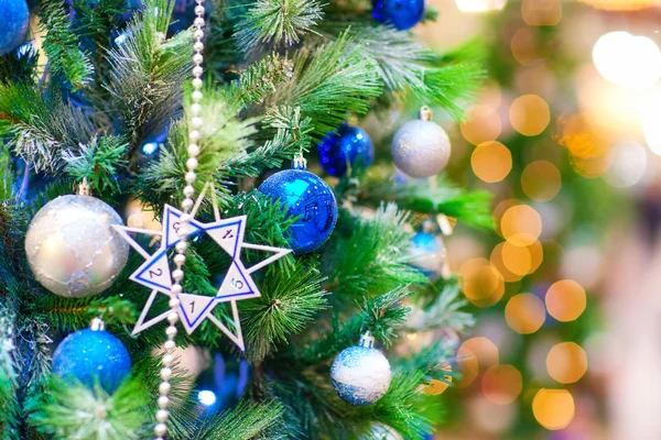 Φόντο με δέντρο διακόσμηση της Πρωτοχρονιάς — Φωτογραφία Αρχείου