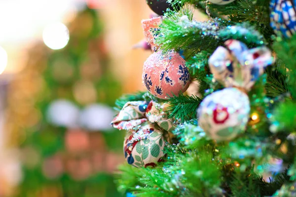 Abstrakter Hintergrund Mit Geschmücktem Neujahrsbaum Flacher Dof — Stockfoto