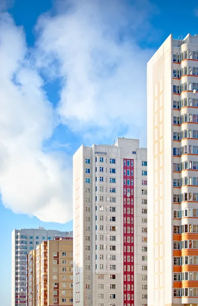 새로운 아파트 건물 — 스톡 사진