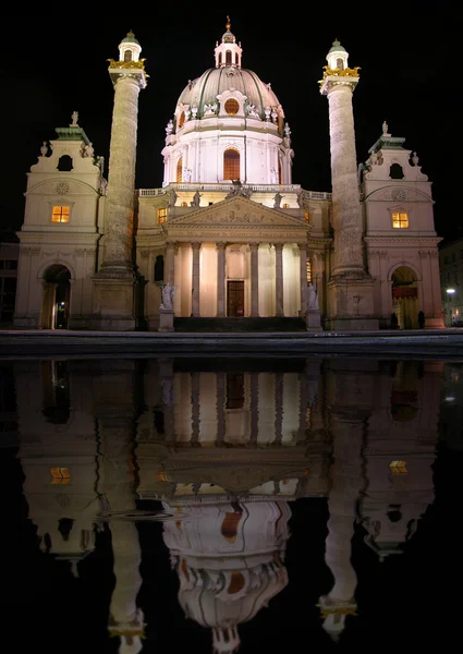 Karlskirche, Wien — Stockfoto
