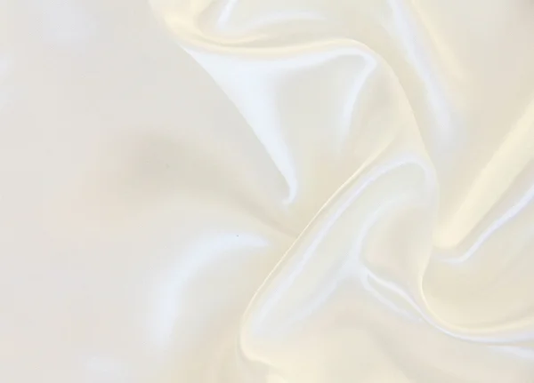Glatt, elegant, hvit silke som bryllupsbakgrunn – stockfoto