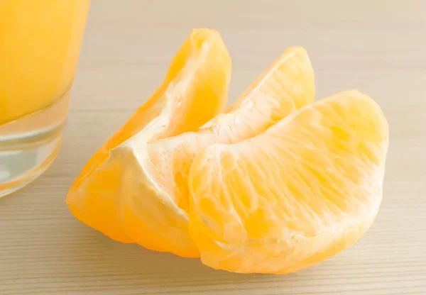 As fatias do close-up laranja . — Fotografia de Stock