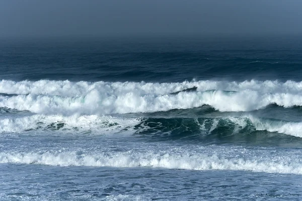 Sonra bir fırtına dalgaları — Stok fotoğraf