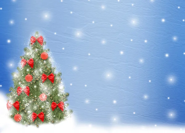Tarjeta de felicitación. Árbol de Navidad con bolas y arcos —  Fotos de Stock