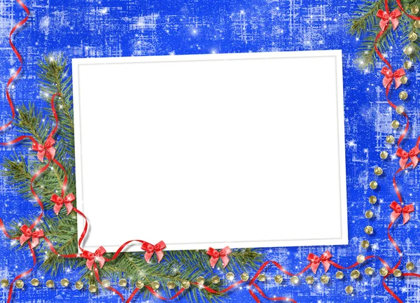 Tarjeta de felicitación con árbol de Navidad y estrellas —  Fotos de Stock