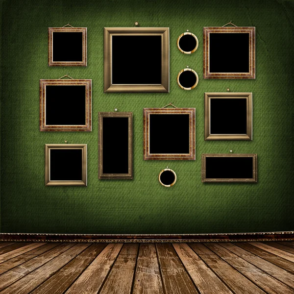 Alter Raum, Grunge-Interieur, abgenutzte Oberfläche, Holzrahmen Stockbild