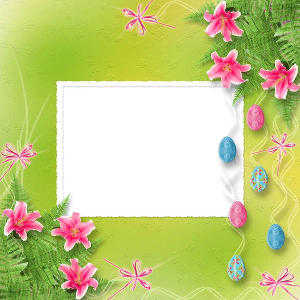 Pastelowe tło z kolorowych jaj i lilie z okazji wschód — Zdjęcie stockowe