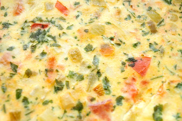 Omelette with Onion, Sweet Pepper, And Parsley — Stock Photo, Image