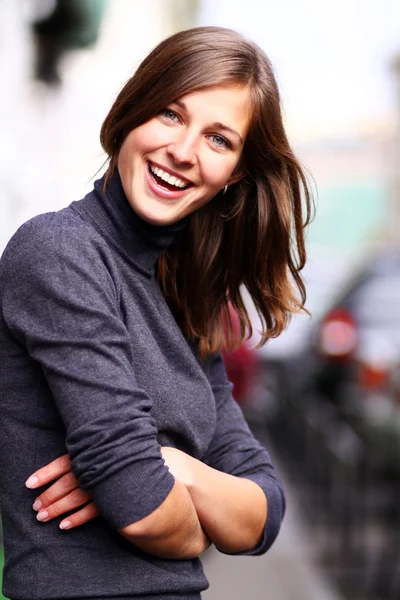 Närbild Porträtt Lycklig Ung Kvinna — Stockfoto