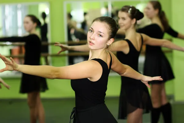 Escuela Baile —  Fotos de Stock