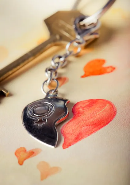 Key with tha half of heart — Stock Photo, Image