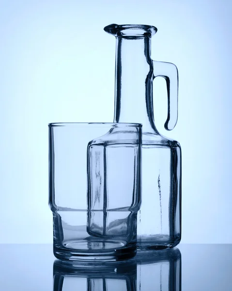 Bottiglia di vetro e vecchio stile — Foto Stock
