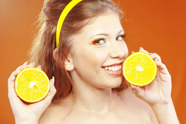 Chica Con Estilo Con Vibrante Naranja Maquillaje Serie Estudio — Foto de Stock