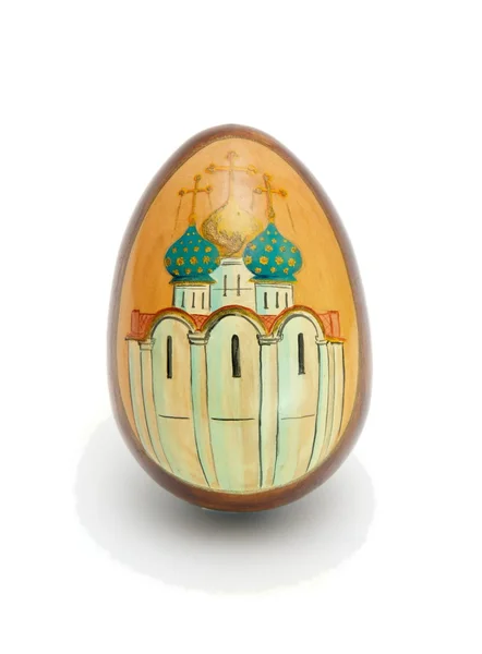 Russo ovo de Páscoa no fundo branco — Fotografia de Stock