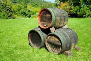 Wine Barrels clipart