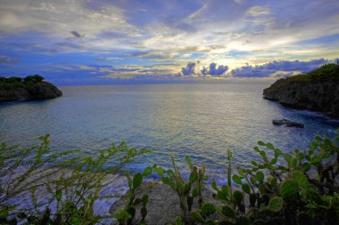 Sunset bulvarında curacao