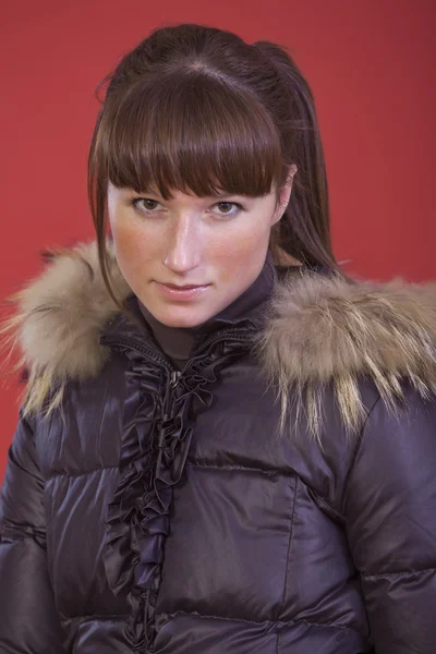 冬のコートの女性 — ストック写真