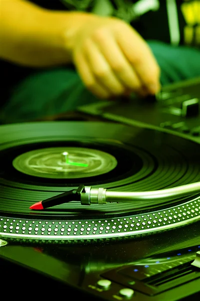 DJ lemezjátszó zene lejátszás — Stock Fotó