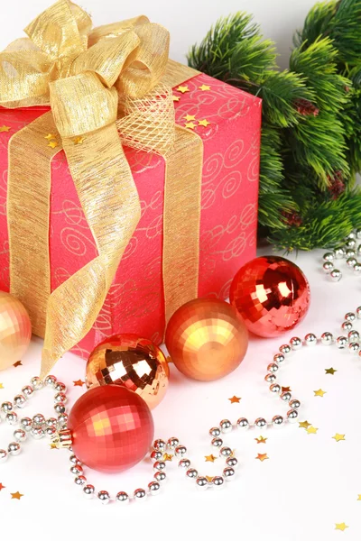 Presente de Natal ou Ano Novo — Fotografia de Stock