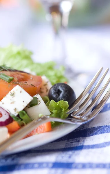 Здоровый греческий салат — стоковое фото
