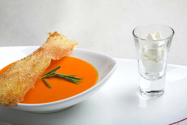 Soup with toast — Stock Photo, Image