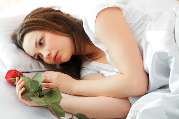 Girl in the bed — Stock Photo, Image