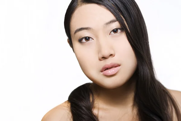 Retrato de jovem bonita modelo asiático — Fotografia de Stock