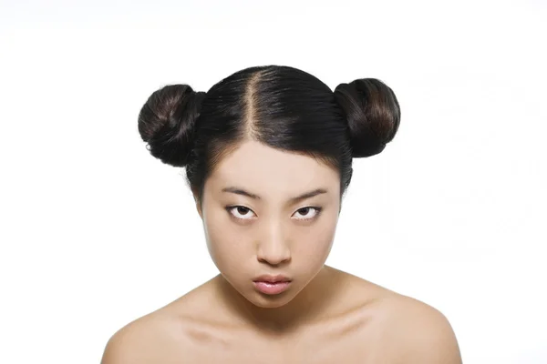 Portrét mladé krásné asijské modelu — Stock fotografie
