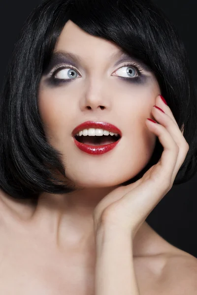 Mujer con maquillaje elegante —  Fotos de Stock