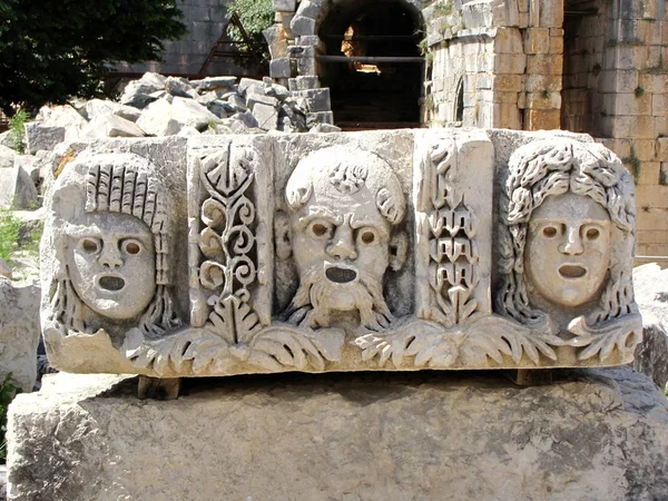 Oude bas-reliëf in het amfitheater in myra, Turkije — Stockfoto