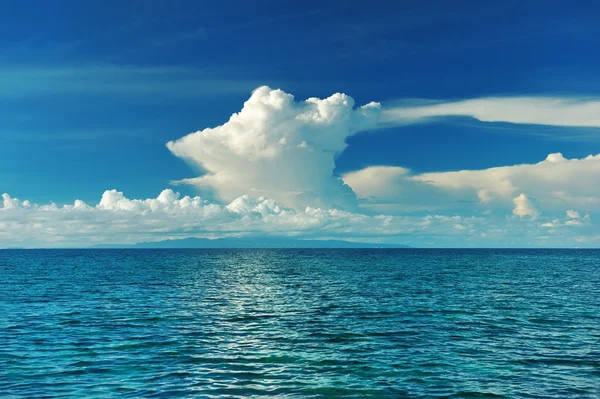 Himmel über dem Meer — Stockfoto