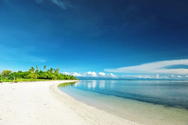 Красивый Необитаемый Остров Филиппинах — стоковое фото