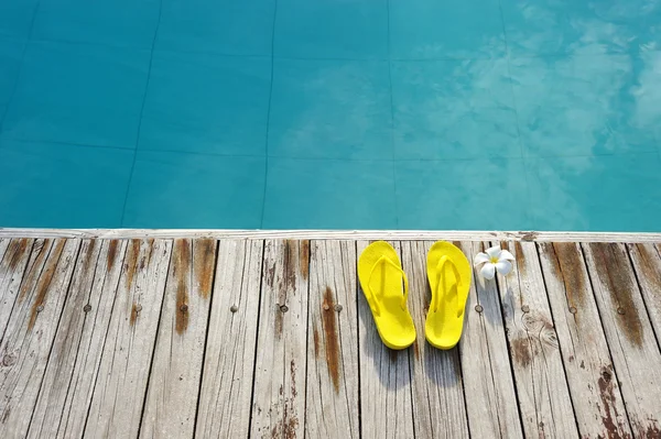 Sandály od bazénu — Stock fotografie
