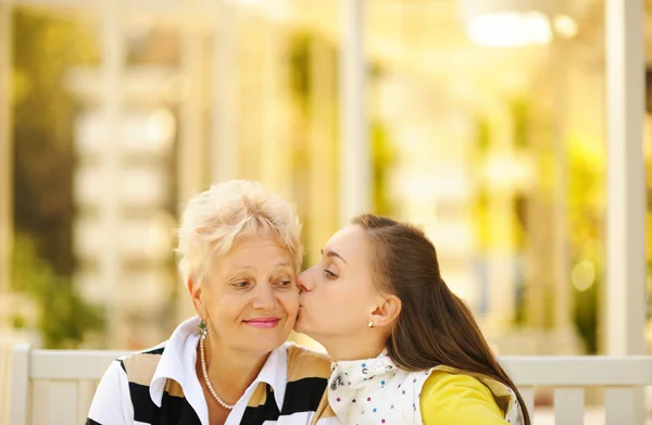 Mother Daughter Having Good Time Together — Stock Photo, Image