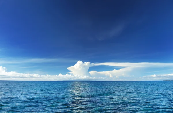 Cielo sobre el mar — Foto de Stock