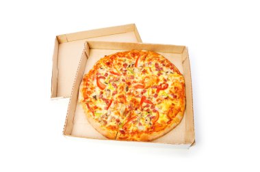 Beyaz arka plan üzerinde izole pizza