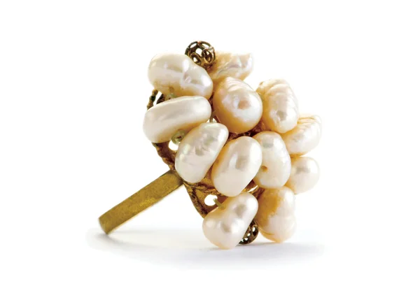 Šperky prsten izolovaných na bílém pozadí — Stock fotografie