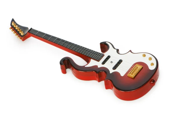 Guitarra de madeira isolada no fundo branco — Fotografia de Stock