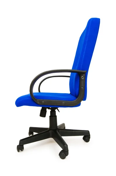 Chaise de bureau bleue isolée sur le blanc — Photo