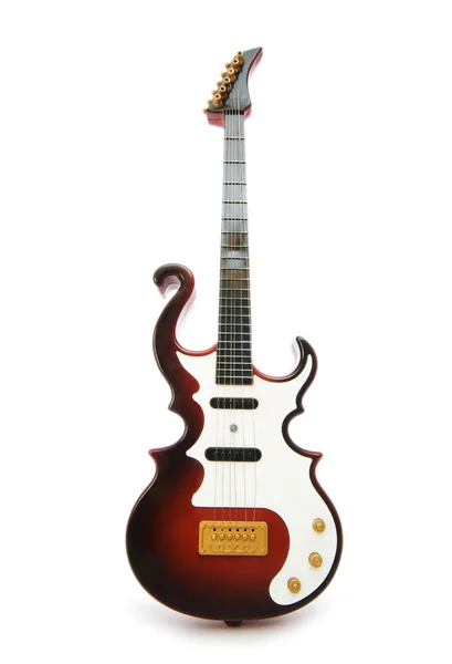 Guitarra de madera aislada en el fondo blanco — Foto de Stock