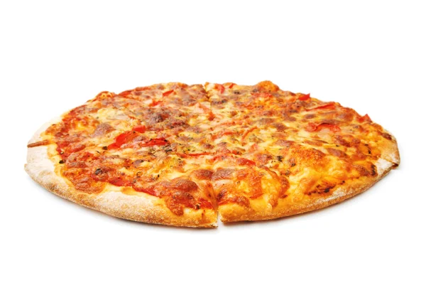 Pizza isolata sullo sfondo bianco — Foto Stock