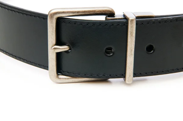 Cinturón de cuero aislado sobre fondo blanco —  Fotos de Stock