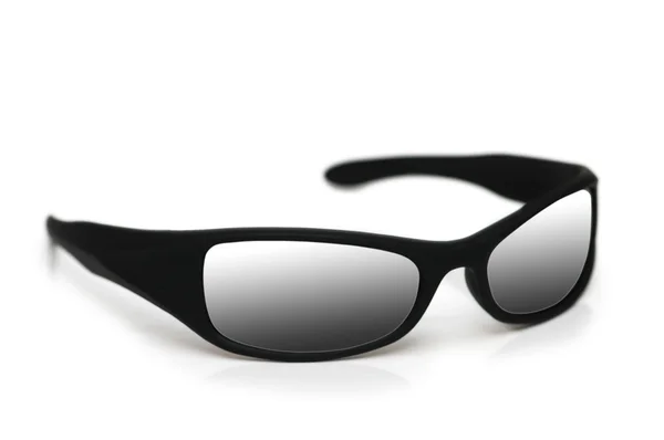 Μαύρα γυαλιά ηλίου που απομονώνονται σε λευκό φόντο — Φωτογραφία Αρχείου