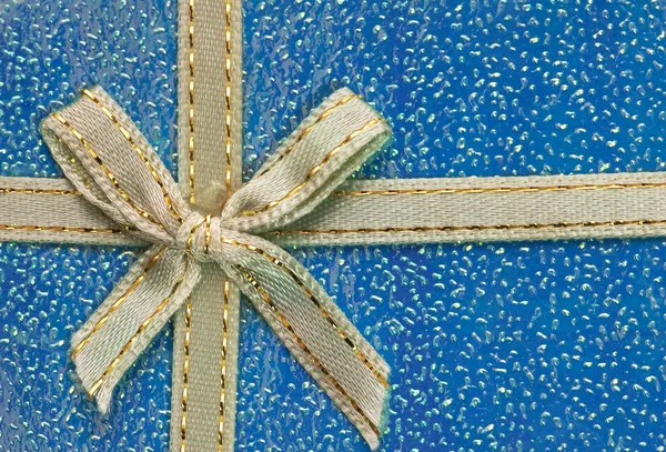 Nahaufnahme der glänzenden Geschenkbox — Stockfoto