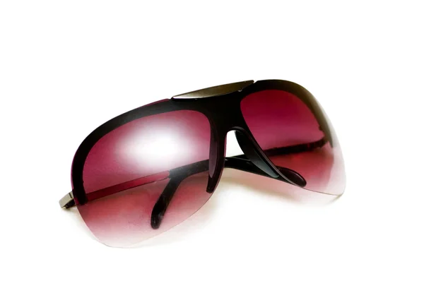Κόκκινα γυαλιά ηλίου που απομονώνονται σε λευκό φόντο — Φωτογραφία Αρχείου