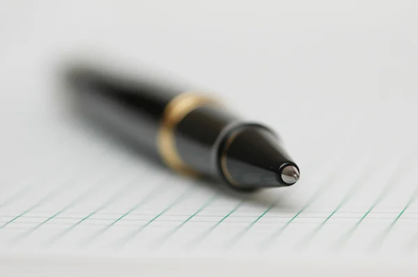 Kuličkové pero s malou hloubkou ostrosti — Stock fotografie