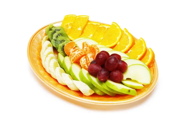 フルーツ サラダ、白で隔離される板 — ストック写真